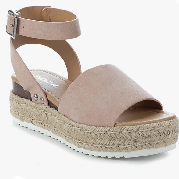 Soda Shoes - Women's Soda Topic Platform Sandals in Rose Gold Color